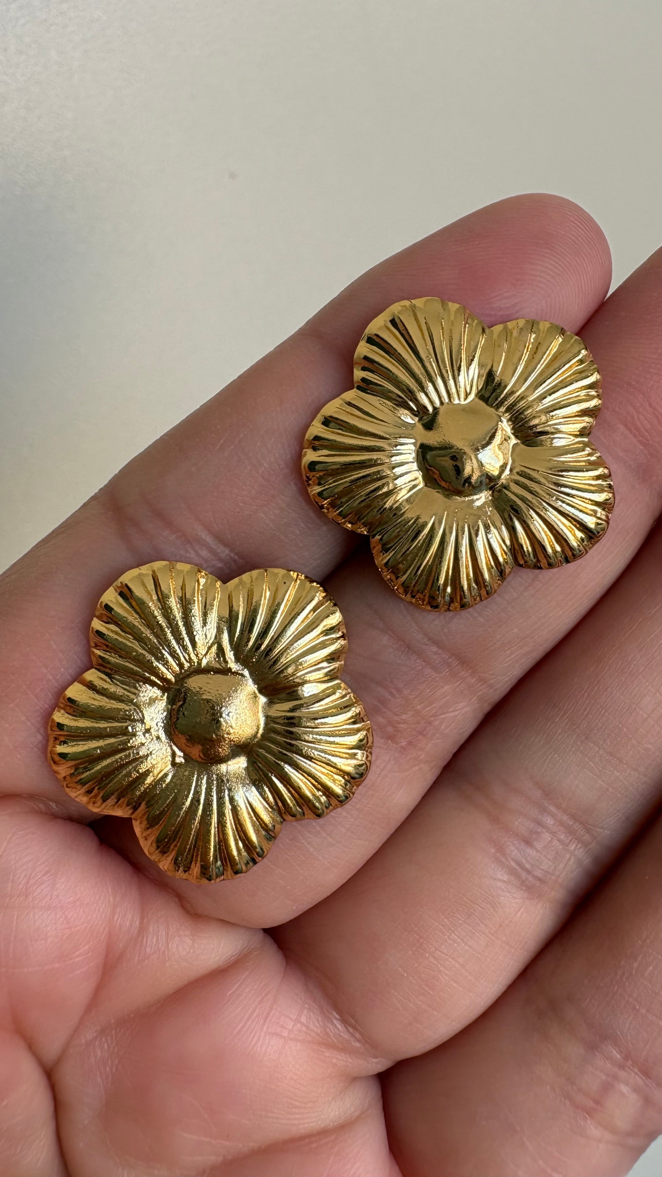 Arete Flores Izmir Joyería