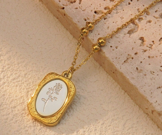 Collar Bella